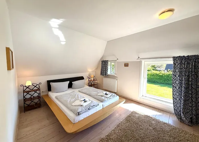 Stallteil بيت للعطل *