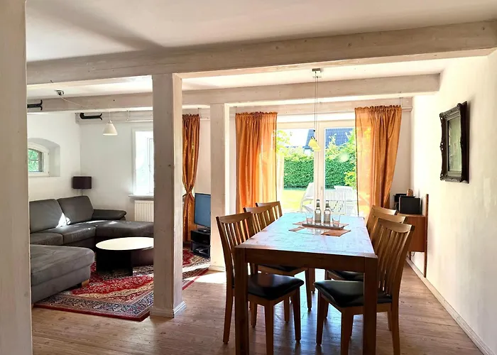 Stallteil بيت للعطل *